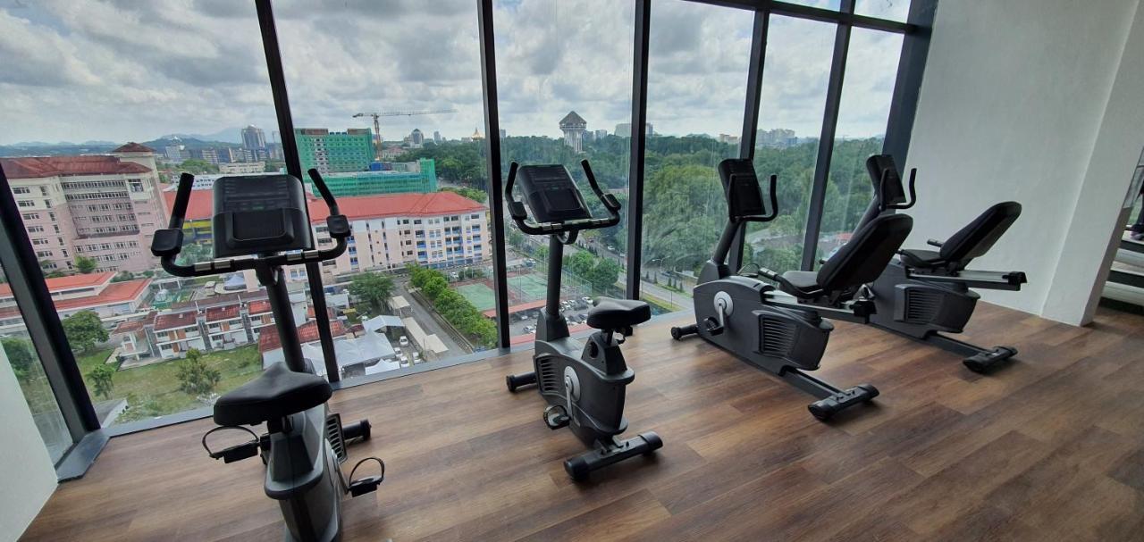 Kozi Square New Sgh Cozy Home 8A Kuching Bagian luar foto