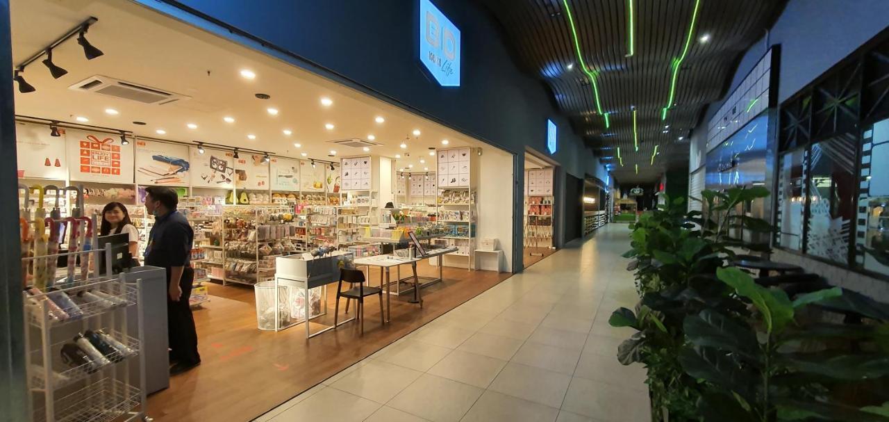 Kozi Square New Sgh Cozy Home 8A Kuching Bagian luar foto