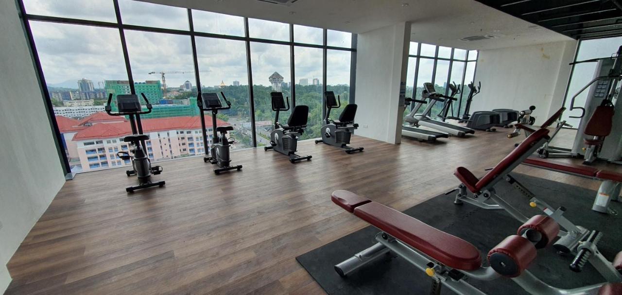 Kozi Square New Sgh Cozy Home 8A Kuching Bagian luar foto