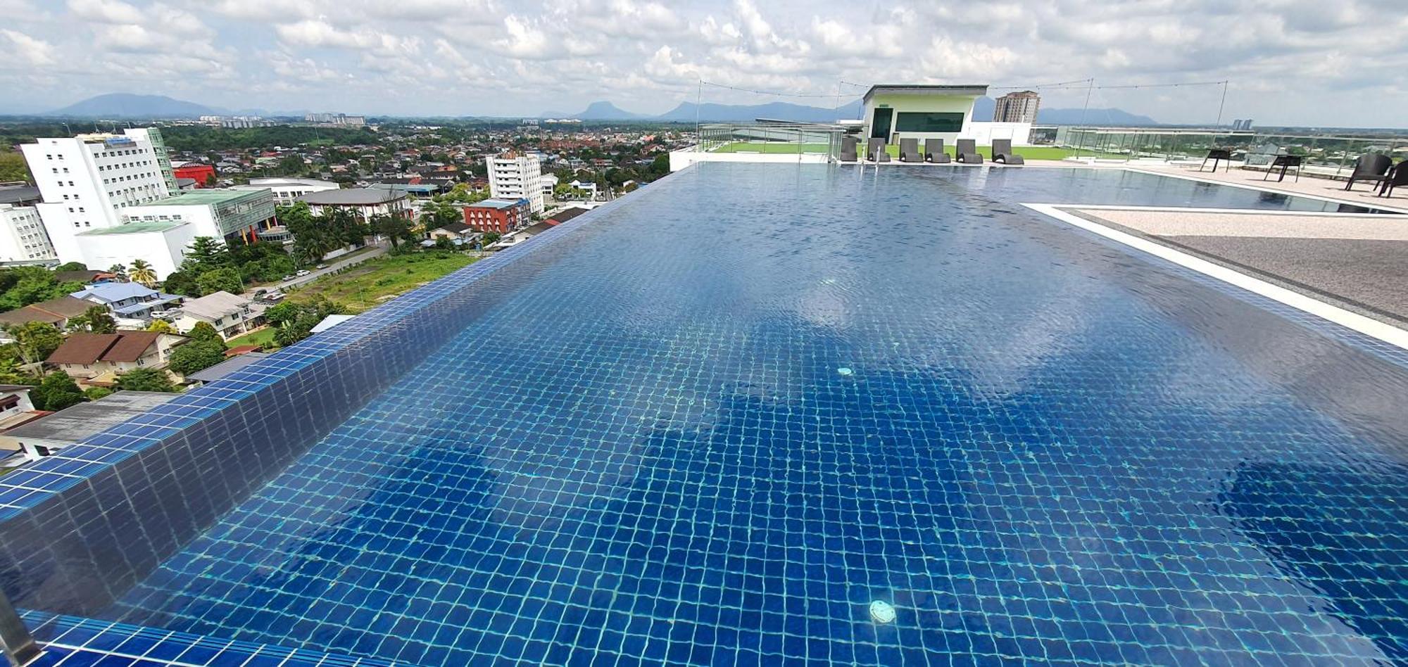 Kozi Square New Sgh Cozy Home 8A Kuching Bagian luar foto